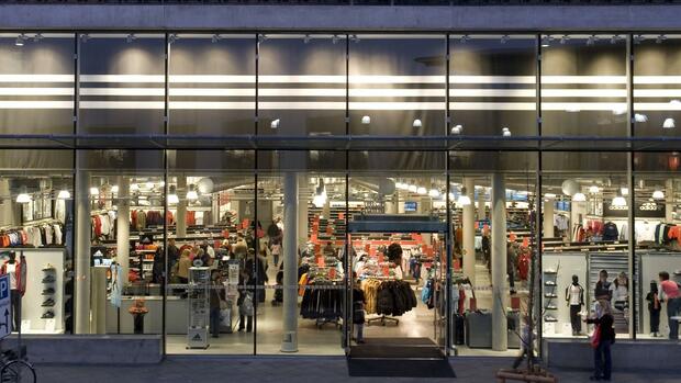 Hugo Boss Wie der OutletBoom die Modebranche umkrempelt