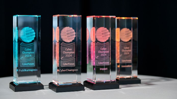 Wie gründet man ein Start-up? Gründungsberatung im CyberLab