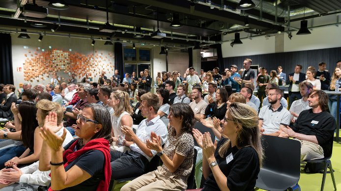 Wie gründet man ein Start-up? Gründungsberatung im CyberLab