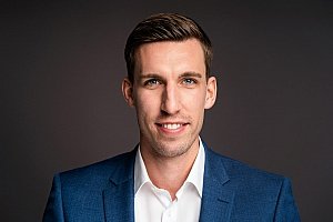 Bild zum Artikel: Oliver Roth ENRA Versicherung