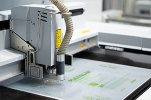 Schneidemaschinen mit Laser Schneidemaschinen mit Laser