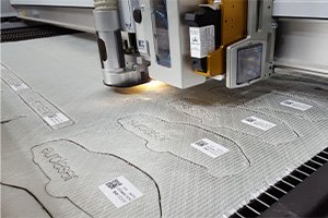 Schneidemaschinen mit Laser Schneidemaschinen mit Laser