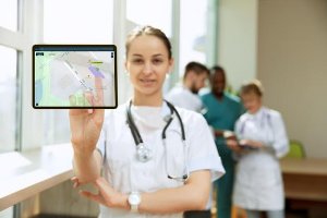 Indoor-Ortung mit Bluetooth für das Gesundheitswesen, Industrie, Sportstadien oder Kreuzfahrtschiffe