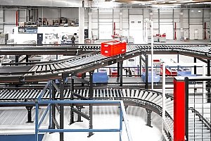 Fördertechnik - Warenflüsse optimieren Fördertechnik - Warenflüsse optimieren