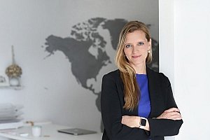 Prof. Dr. Katrin Löhr