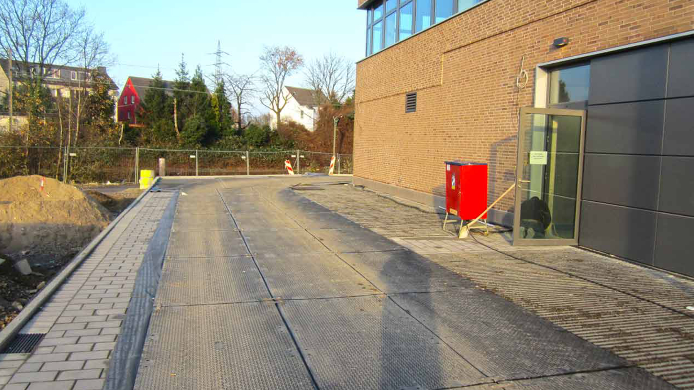 Mobile Baustraße