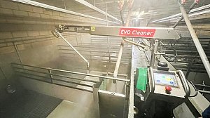 Lösung für Stallreinigung mit dem EVO Cleaner - Hygeine im Schweinestall Lösung für Stallreinigung mit dem EVO Cleaner - Hygeine im Schweinestall