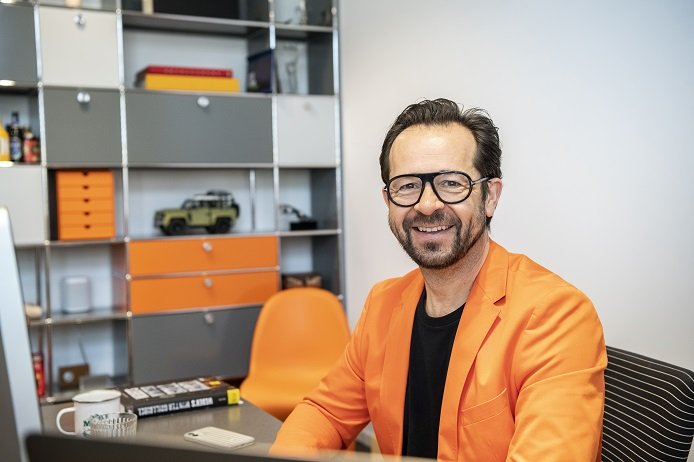 Corporate Fashion von Jefferys - Michael Jefferys