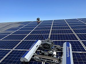 Photovoltaik-Reinigungsroboter