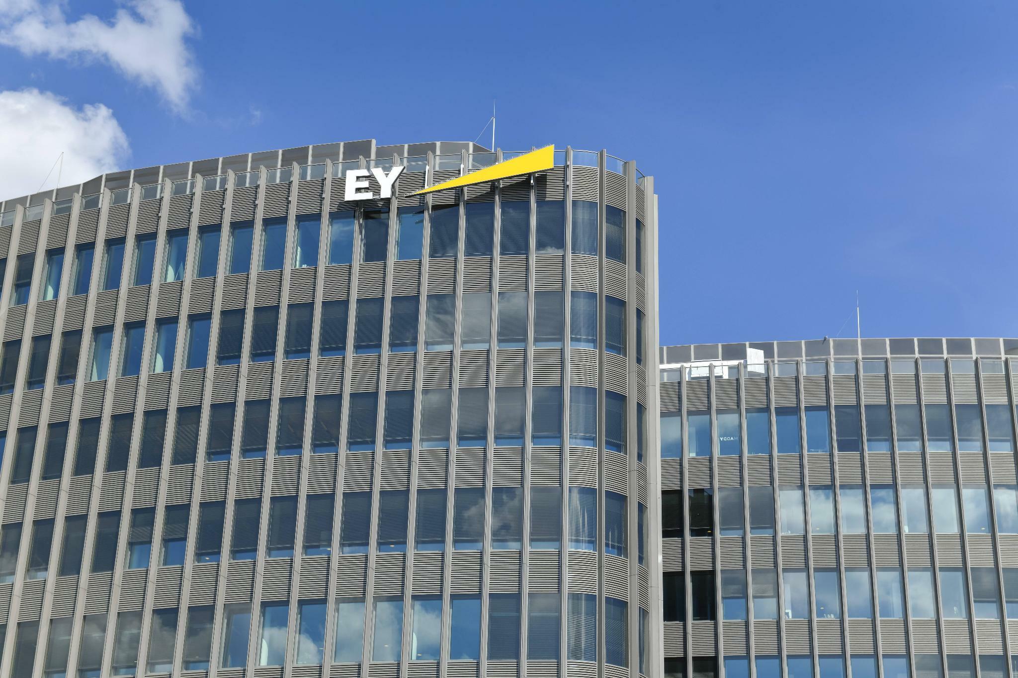 Dubiose Aktiengeschafte Steueranwalt In Untersuchungshaft