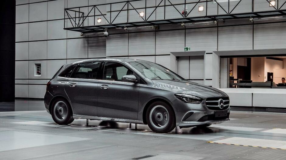 b klasse droht das aus mercedes strafft seine modellpalette