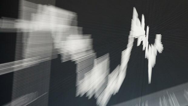 Virus Risk In Asia Slows Dax Record Hunt Ubs Forecast Weighs On