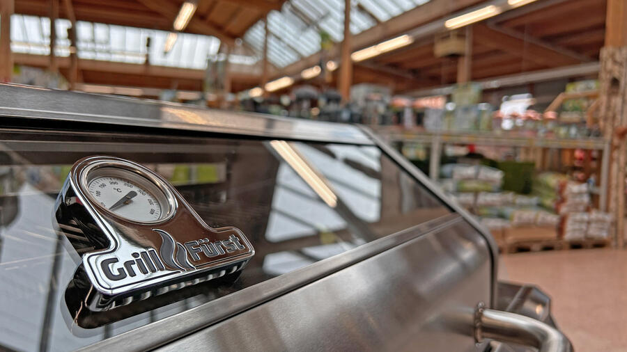 Erste Grillfürst-Filiale im Dehner Garten-Center Eichenzell // Weiterer Text über ots und www.presseportal.de/nr/113289 / Die Verwendung dieses Bildes für redaktionelle Zwecke ist unter Beachtung aller mitgeteilten Nutzungsbedingungen zulässig und dann auch honorarfrei. Veröffentlichung ausschließlich mit Bildrechte-Hinweis. Quelle: Grillfürst
