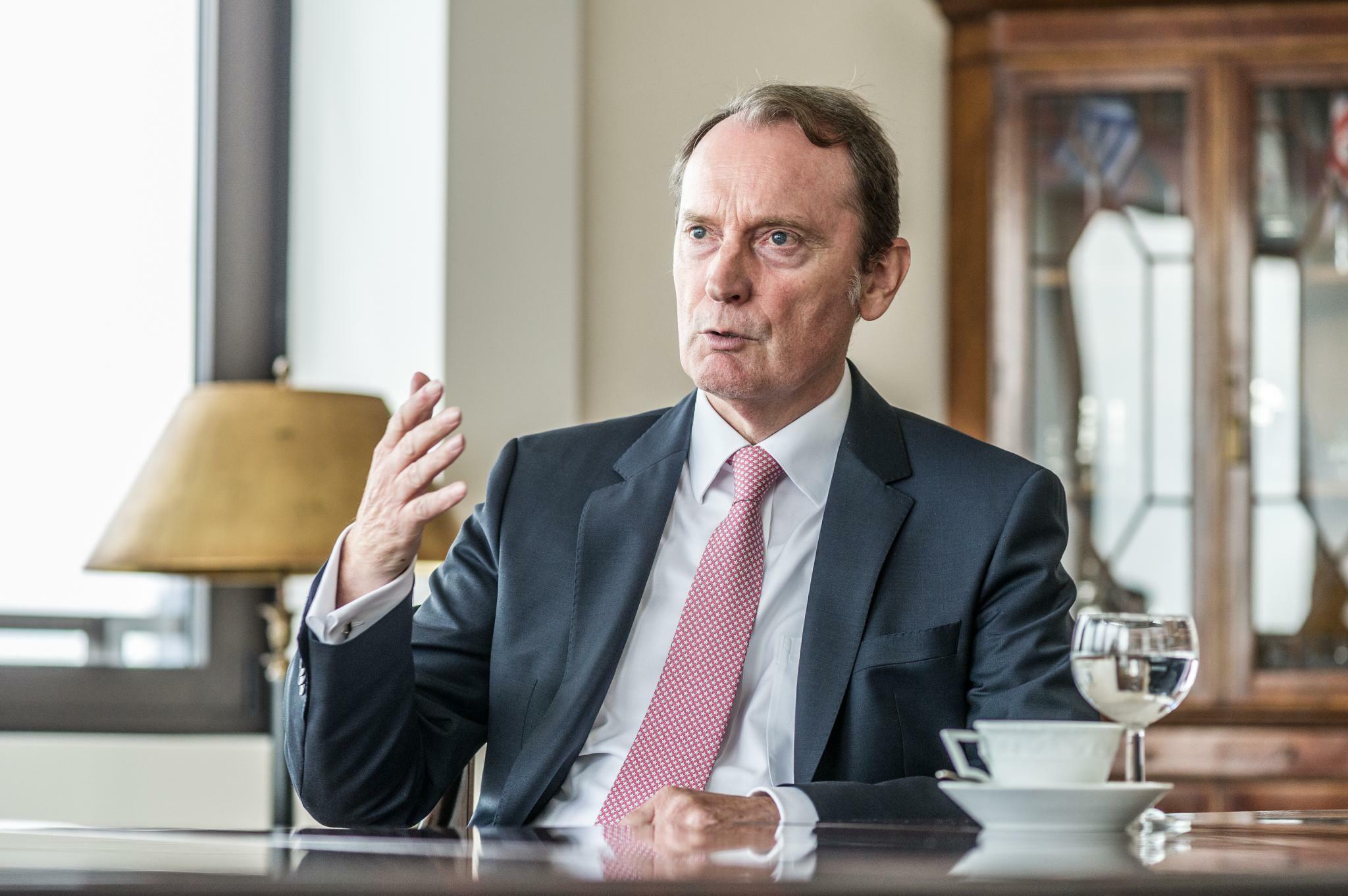 Bankenverband Chef Peters Keine Extrawurst Fur Die Hsh
