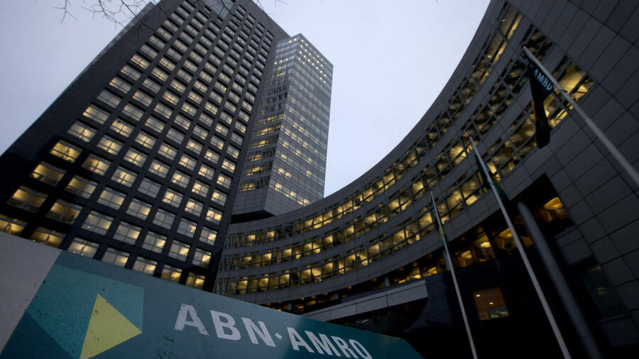 Niederlandische Bank Abn Amro Leidet Unter Faulen Krediten