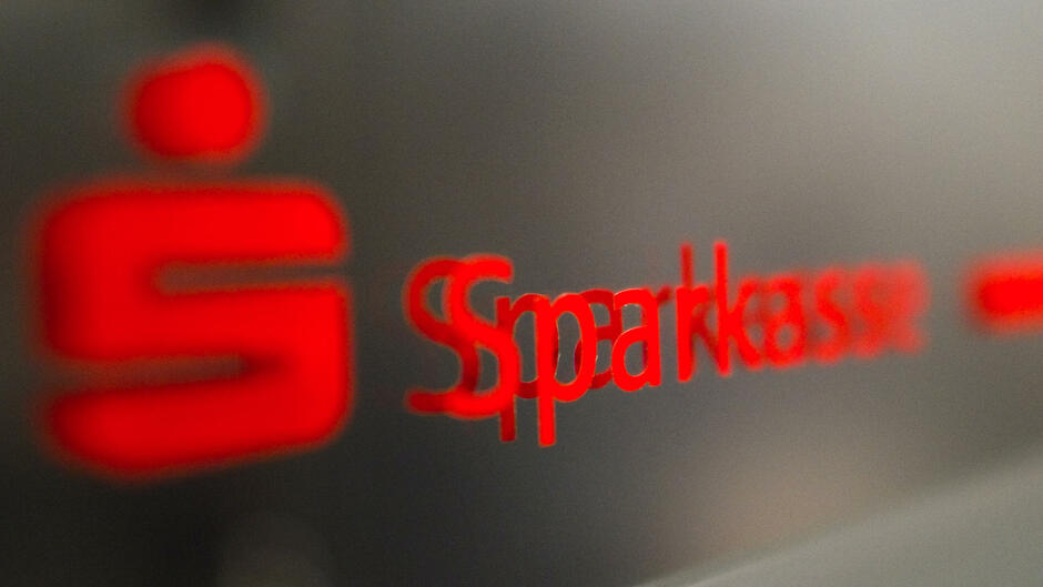 Sparkassen Droht Spaltung Die Zeichen Stehen Auf Sturm