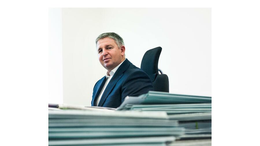Banken Arbeitsrechtler Kritisiert Gelockerten Kundigungsschutz