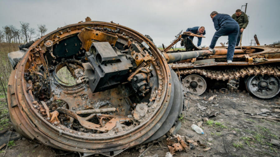 Ukraine-Krieg: Russisches Militär soll Infrastruktur in Cherson ...