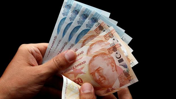 Turkische Lira Neues Rekordtief Zum Us Dollar