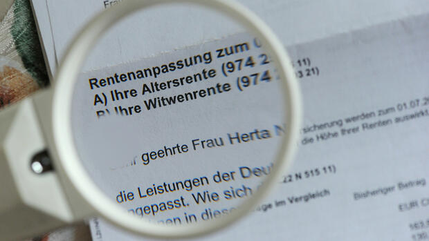 Witwenrente berechnen: Das müssen Hinterbliebene wissen